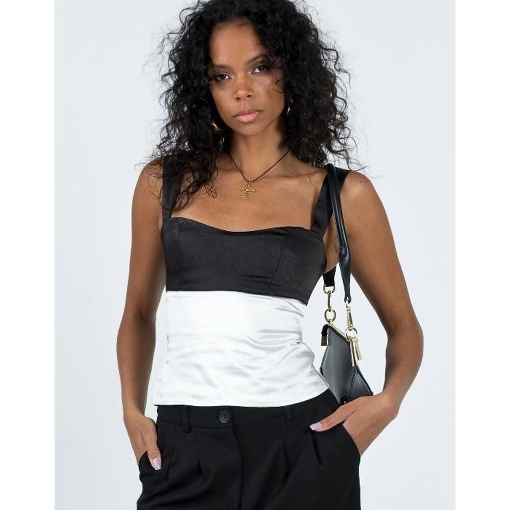 Princess Polly Chantell Black Cream Top Size 2 - Picture 5 of 5